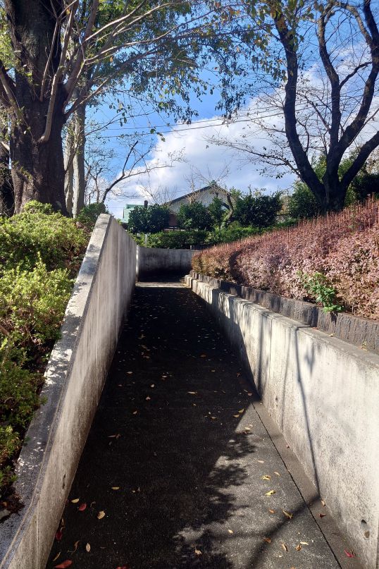 81191_011_32483008_1_4_スロープ2